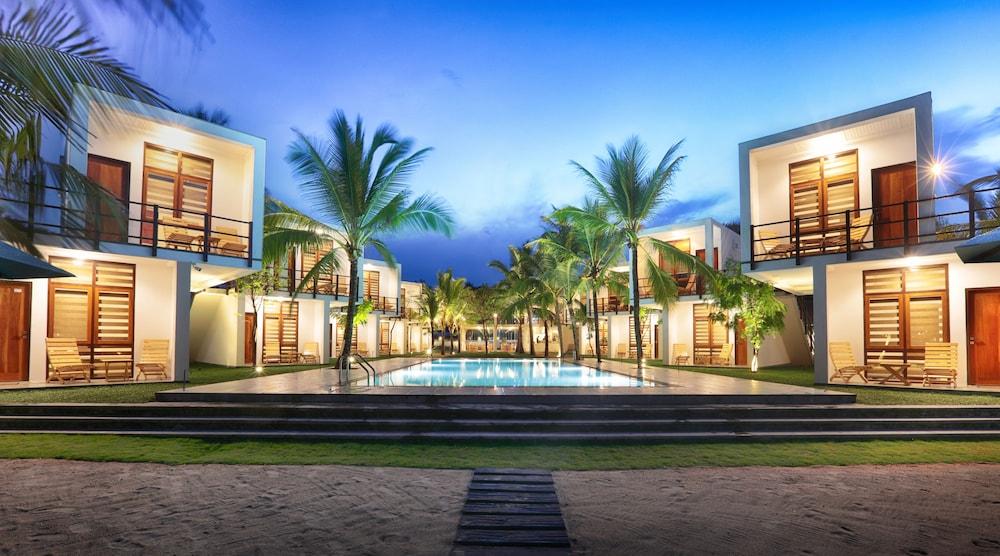 Hotel Arugambay Roccos Arugam Bay Exterior foto